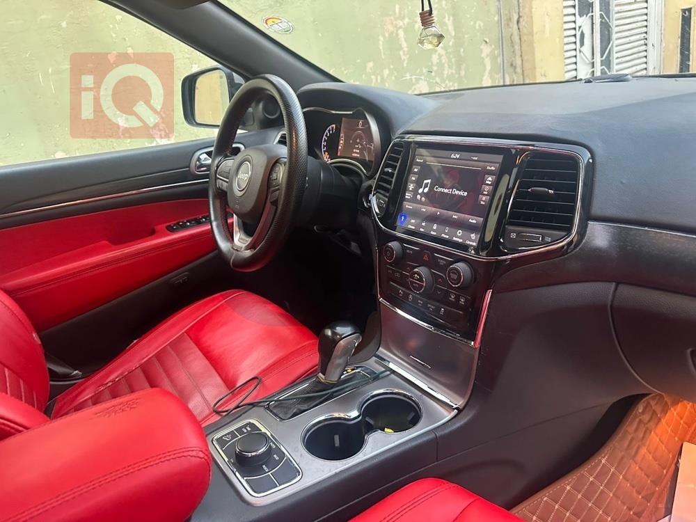 جيب جراند شيروكي